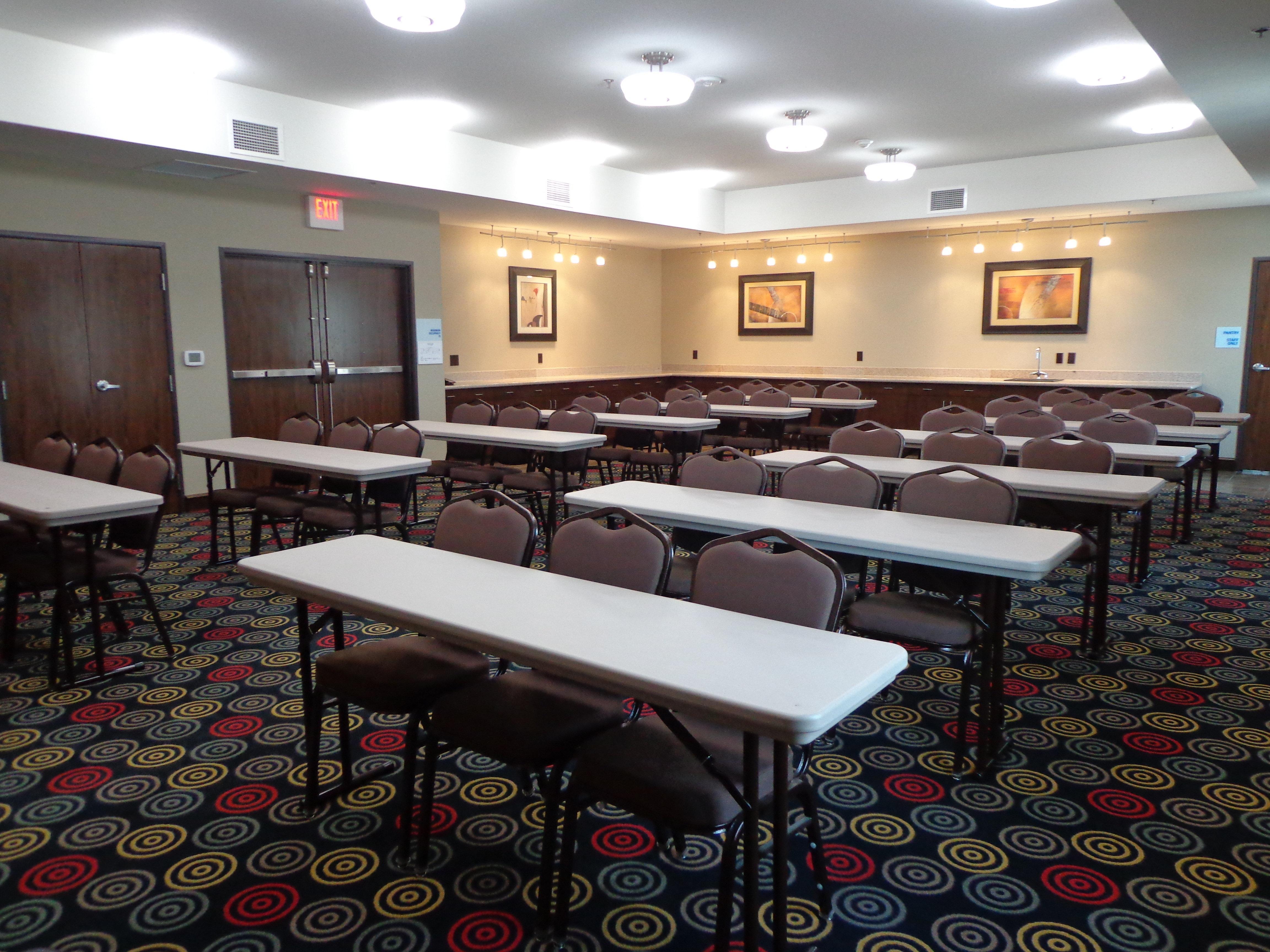 Holiday Inn Express And Suites Lubbock South By Ihg Exterior photo