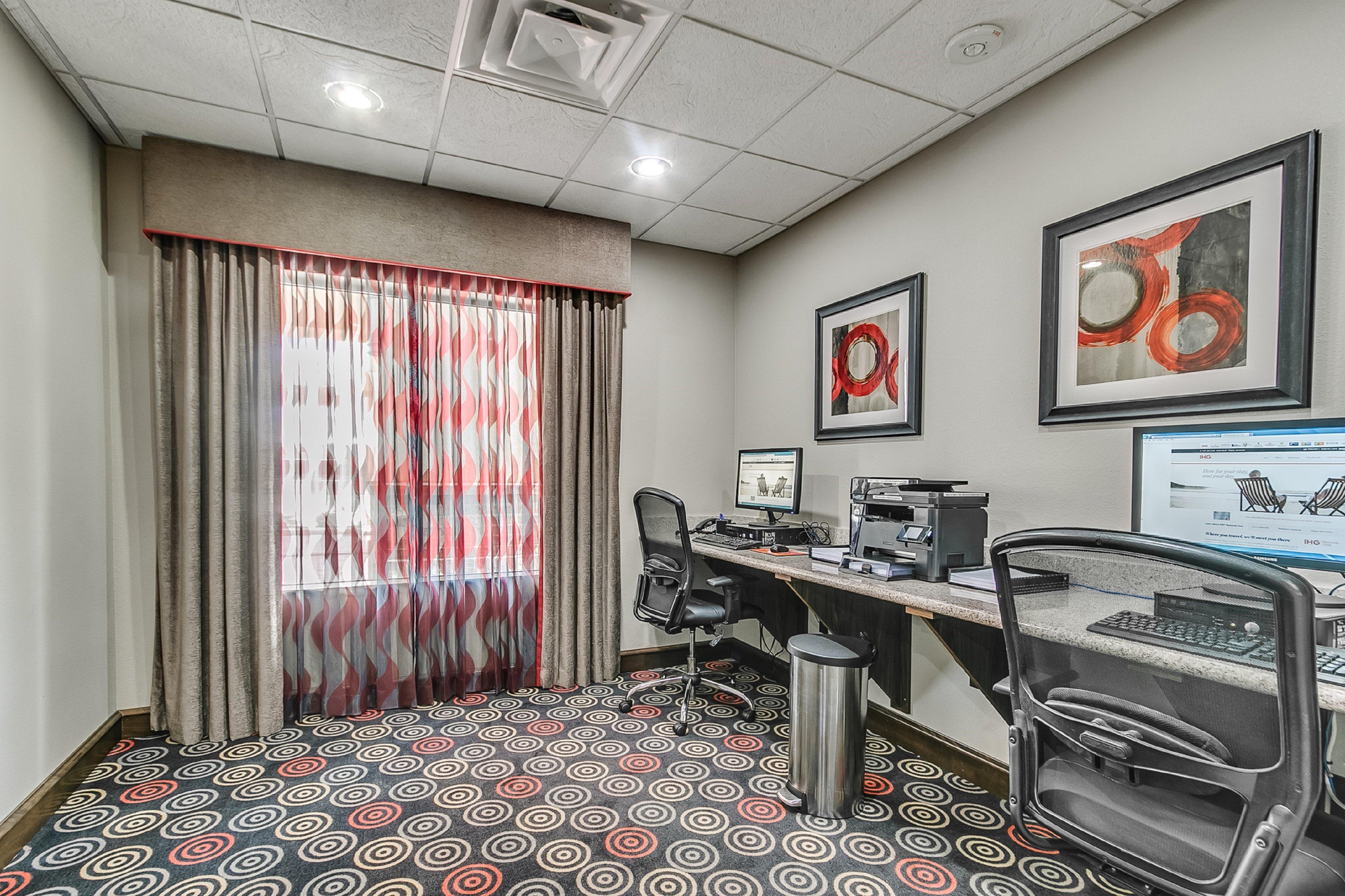 Holiday Inn Express And Suites Lubbock South By Ihg Exterior photo