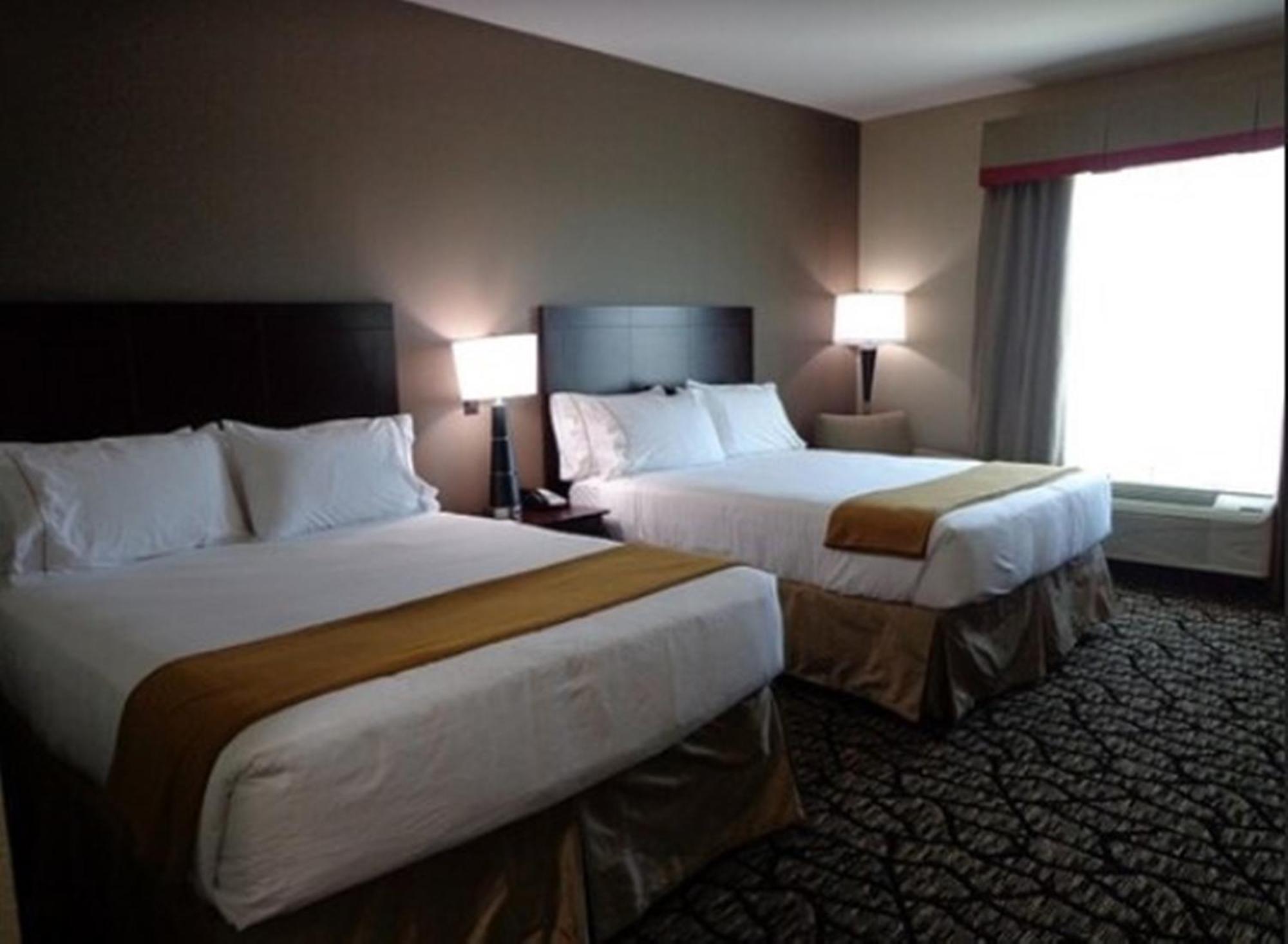 Holiday Inn Express And Suites Lubbock South By Ihg Room photo